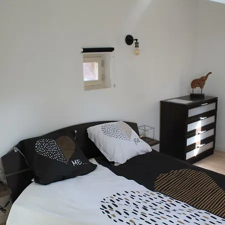 Maison Au Pied De La Cathedrale Holiday home Elne