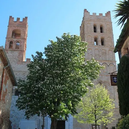 Сasa de vacaciones Maison Au Pied De La Cathedrale