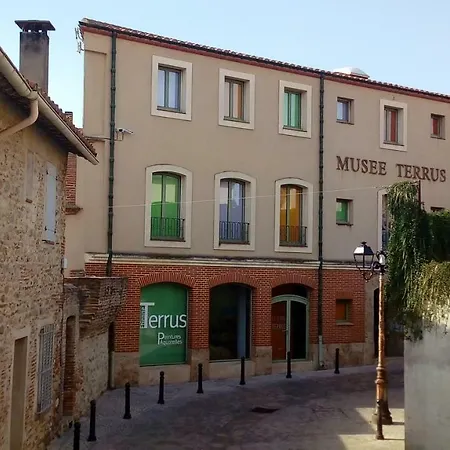 Maison Au Pied De La Cathedrale Holiday home *