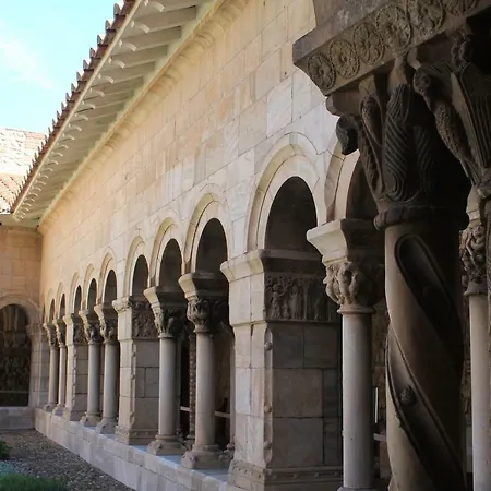 Maison Au Pied De La Cathedrale